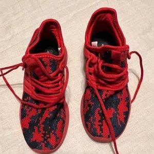 Boys Lace Up Tennis Shoes